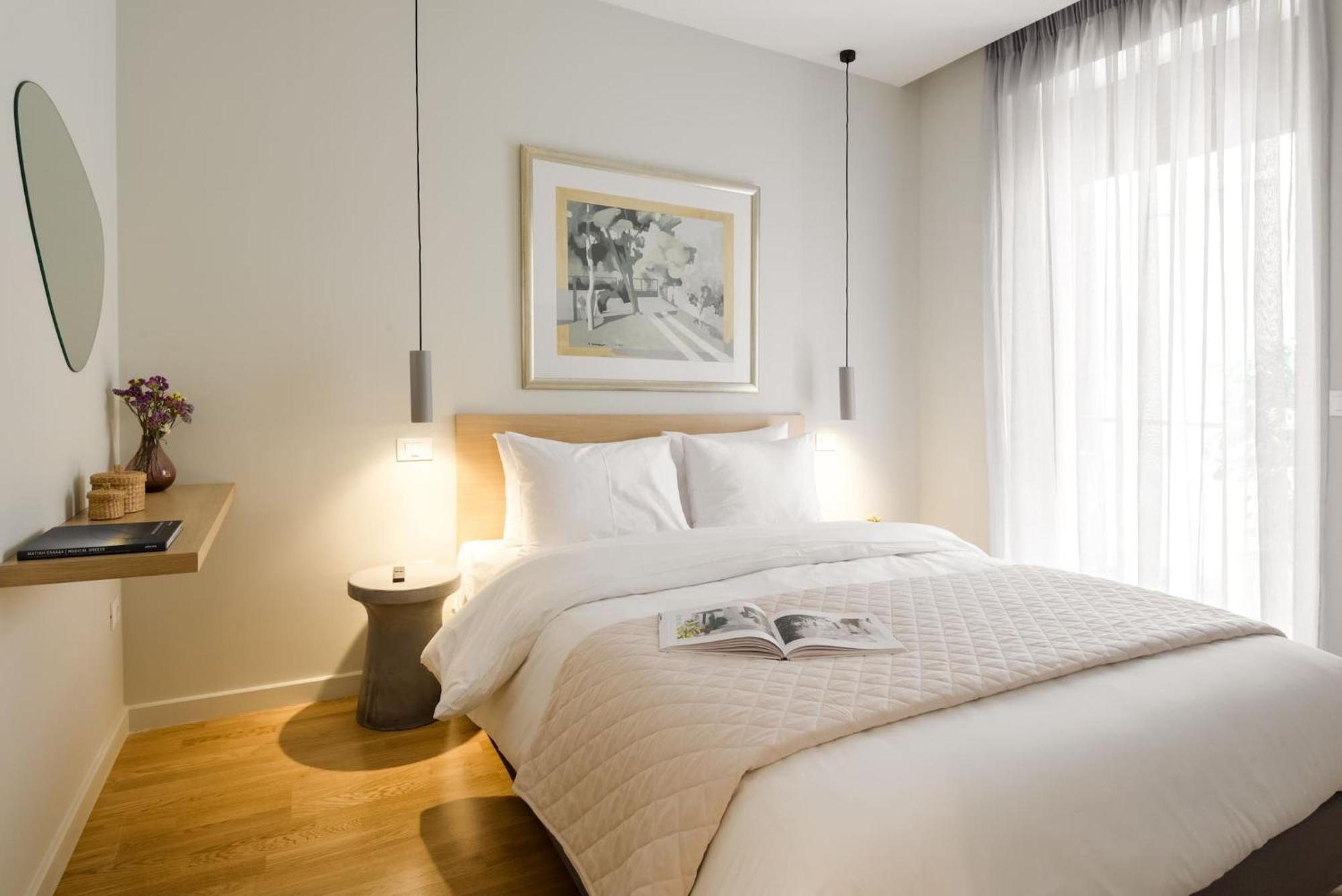 Urban Apt With Stunning Acropolis View & Roofdeck Athens Luaran gambar